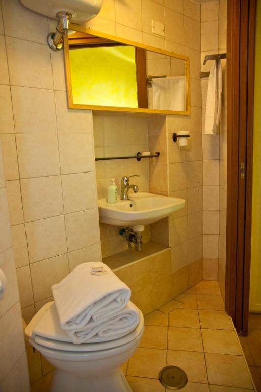 B&B Colosseum Rooms Roma Ngoại thất bức ảnh